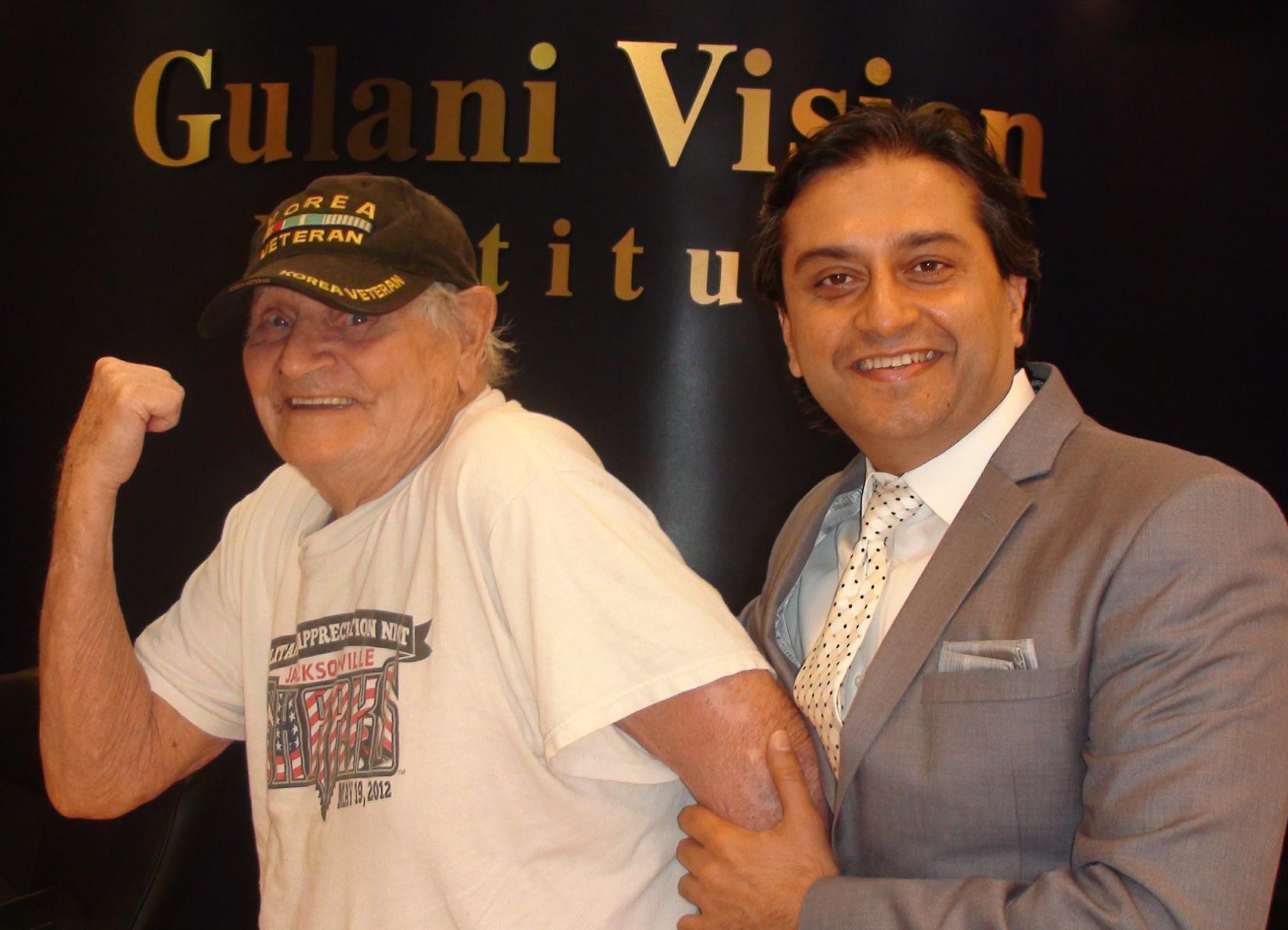 Dr. Gulani With a Veteran Patient