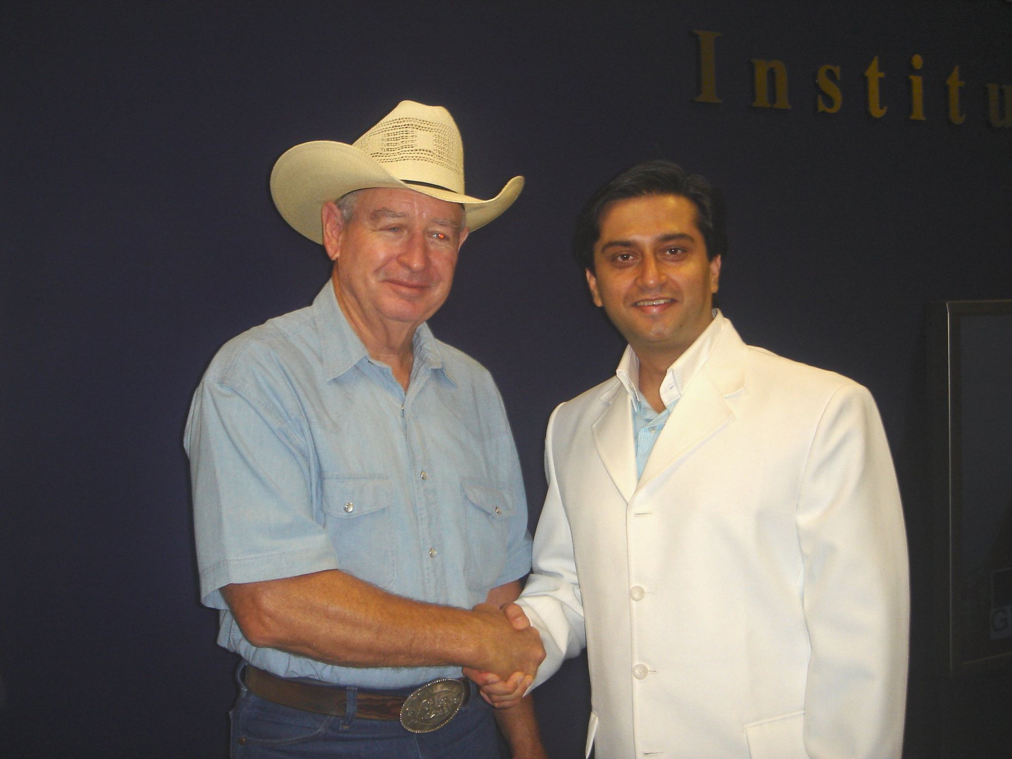 Dr. Gulani With a Veteran Patient