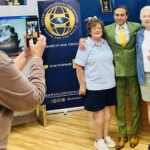 Dr. Gulani using advanced diagnostics to customize treatment for a keratoconus patient.